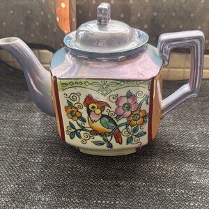 VTG Ceramic Teapot with Parrot bird Design Japan irridescent luster